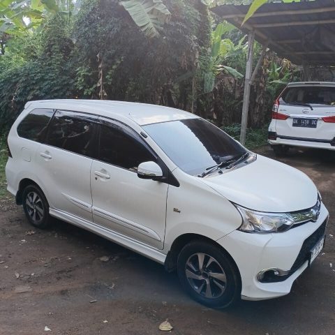 Toyota Veloz